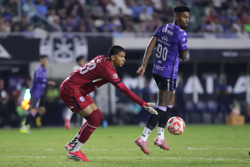Kevin Mier, arquero de Cruz Azul, en la Jornada 12 del Clausura 2026 ante Mazatlán | MEXSPORT