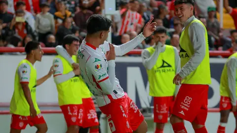 Necaxa celebrando el gol de Tomás Badaloni | MexSport