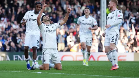 Raúl Jiménez, jugador mexicano, en el Fulham | AP