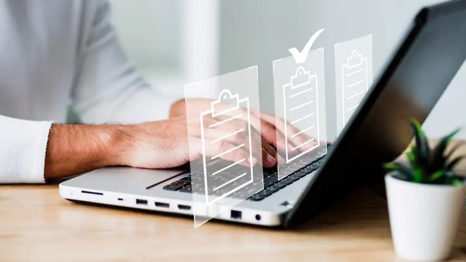 Las semanas cotizadas son fundamentales para acceder a una pensión / FREEPIK