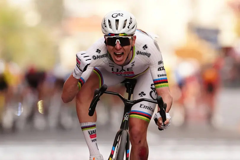Tadej Pogacar tras ganar en Italia I AP