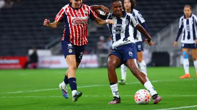 Chivas Femenil se salva de milagro y saca empate ante Rayadas