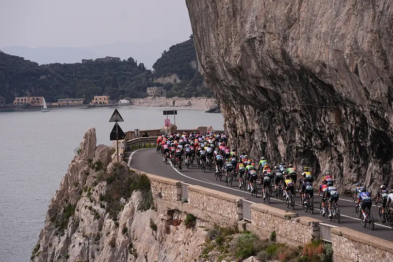Ciclistas en Milano-Sanremo l X:Milano_Sanremo