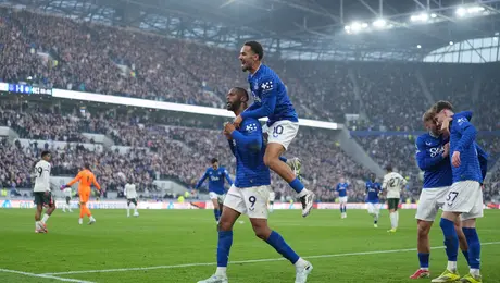Chelsea cae en su visita al Everton y agrava su crisis en el tramo final de la temporada