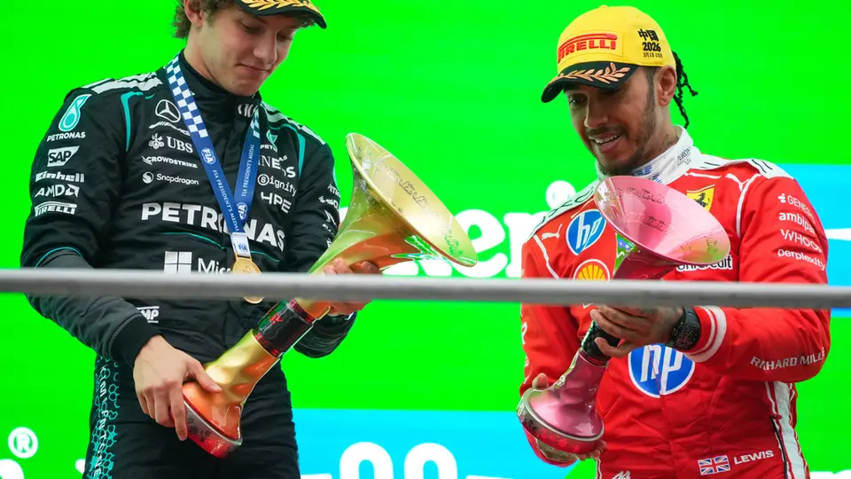Lewis Hamilton celebra su tercer lugar l AP