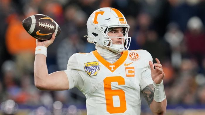 Joey Aguilar fue forzado a participar en el Draft 2026 | AP