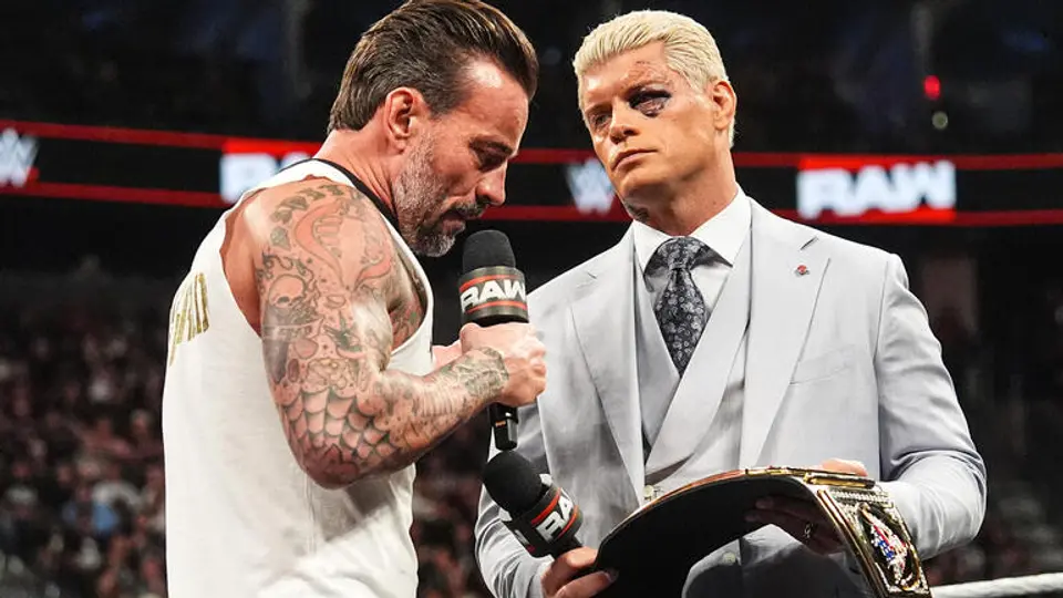 Careo entre CM Punk y Cody Rhodes en Raw after Mania | wwe.com