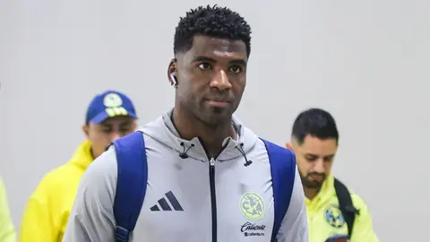 'La Pantera' llegando al partido ante Toluca | Imago7