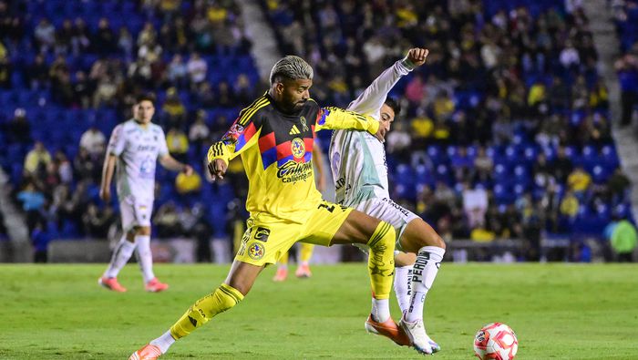 Fernando Beltrán en el partido de América contra León en la Liga MX | IMAGO 7