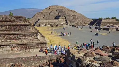 INAH suspende acceso en Teotihuacán tras balacera en la Pirámide de la Luna