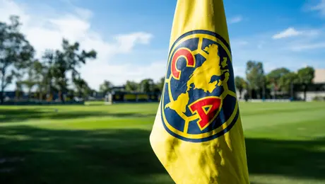 Leyenda de América confiesa haber llegado crudo a un entrenamiento