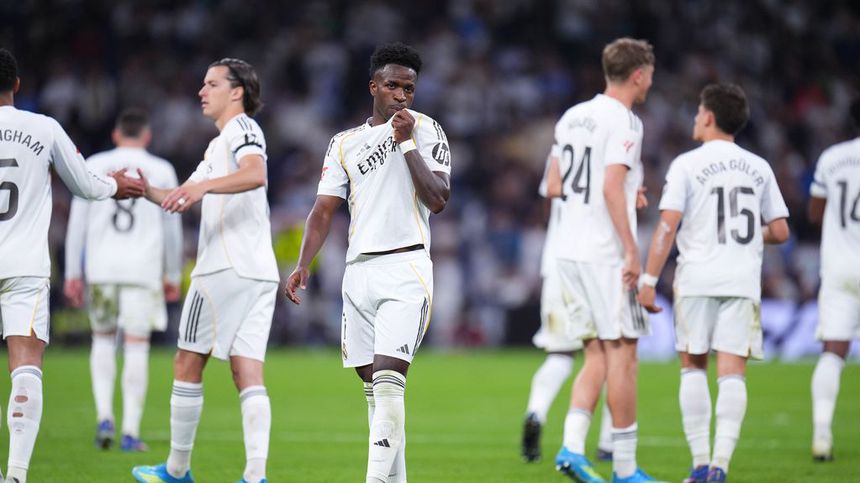 Vinicius en celebración con Real Madrid en LaLiga | AP