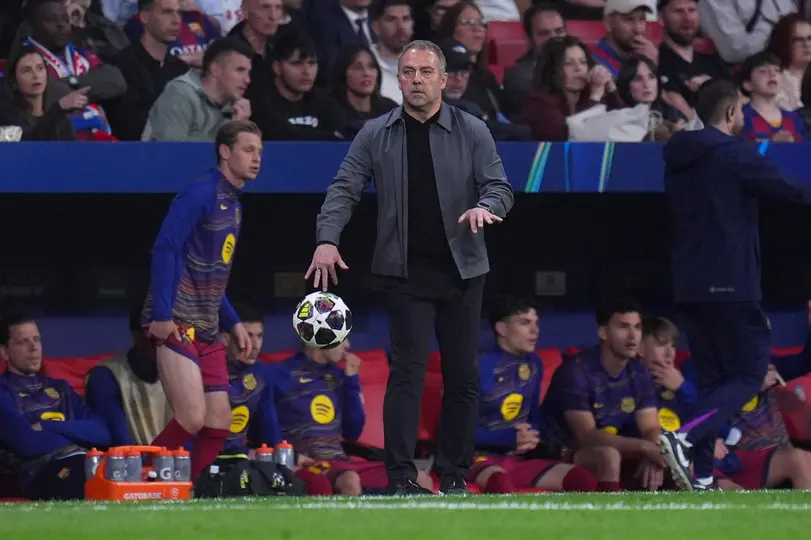 Hansi Flick durante el partido de Barcelona contra Atlético de Madrid en Chanpions League | AP