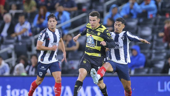 Oussama Idrissi en el partido de Pachuca contra Monterrey en el Clausura 2026 de la Liga MX | IMAGO 7