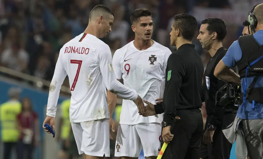 César Arturo Ramos en el partido de Uruguay contra Portugal en la Copa del Mundo Rusia 2018 | MEXSPORT