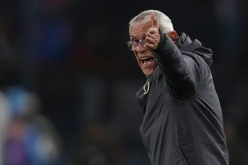 Hector Cuper en su debut con Universitario | AP