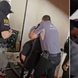 VIDEO: Policías de Chiapas son grabados torturando a dos hombres