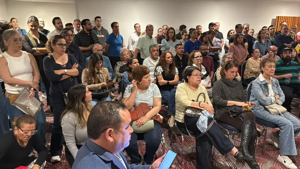 Las familias esperan que les regresen su dinero que suma más de 500 millones de pesos / Redes Sociales