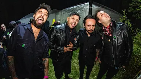 De Nalgas: “La música antisistema juega un papel importante”