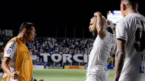 Gol de Santos de Brasil en Copa Sudamericana | x:@SantosFC
