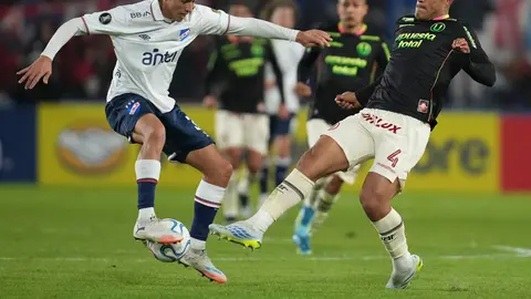 Mateo Barcia vs Anderson Santamaria en la Copa Libertadores | AP