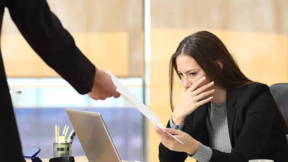 La reforma laboral busca impedir despidos basados en argumentos ambiguos o sin pruebas comprobables. / iStock