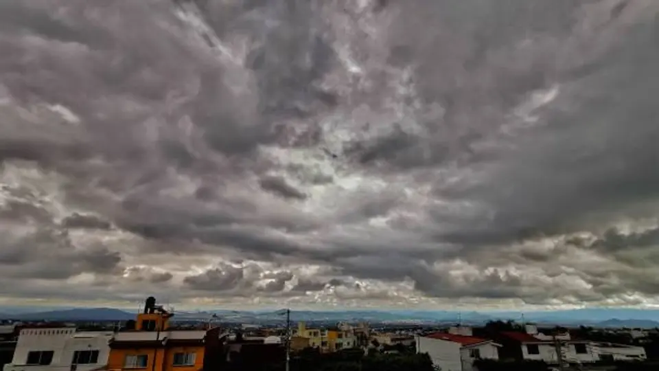 Las lluvias podrían generar encharcamientos, deslaves y aumento en niveles de ríos y arroyos. / iStock