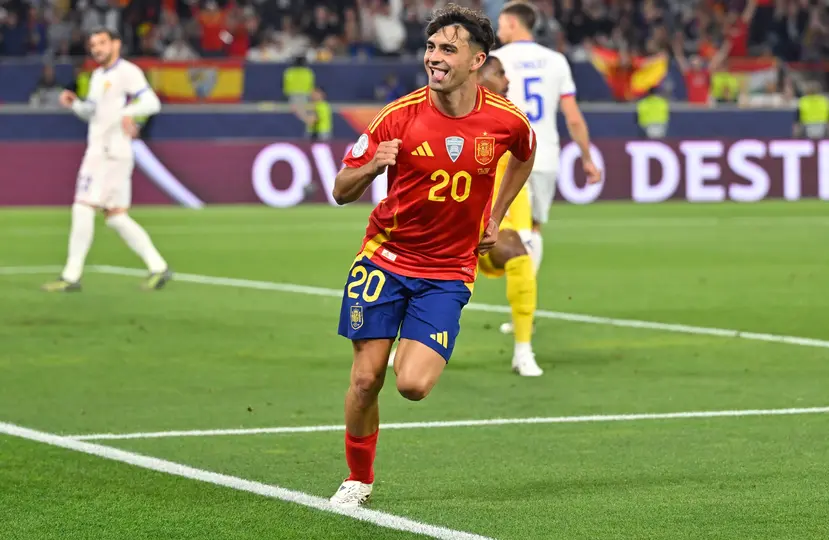 Pedri festejando una anotación con España | MEXSPORT