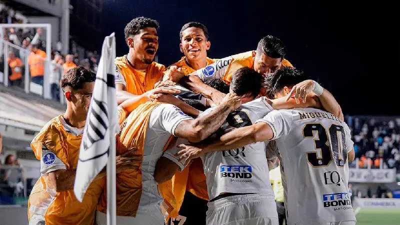 Empate del Santos de Brasil en Copa Sudamericana | x:@SantosFC