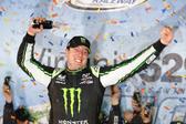 Kyle Busch en celebración en NASCAR | AP