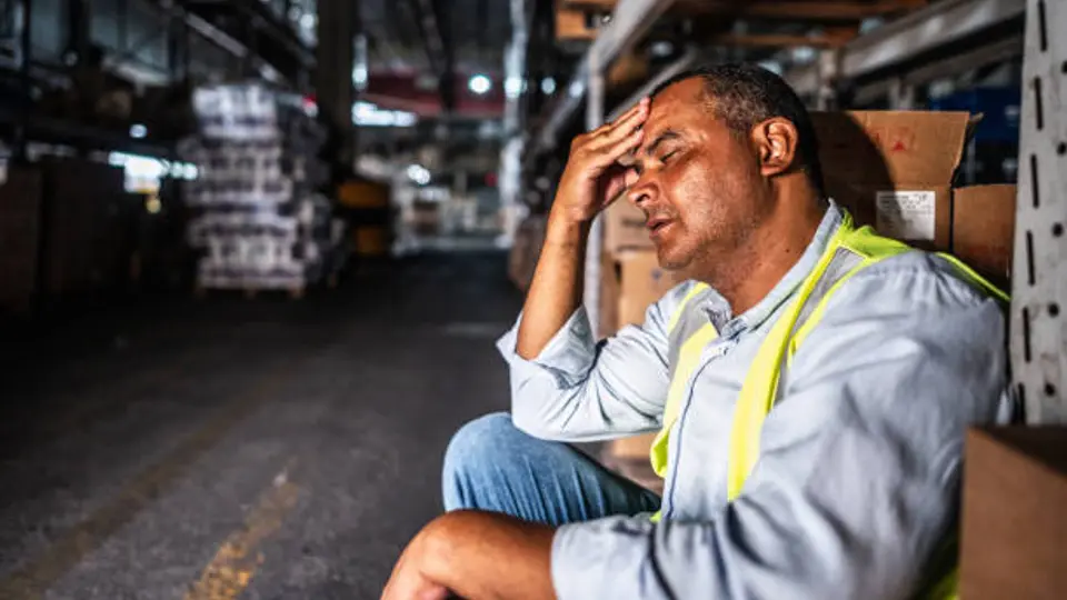Especialistas advierten que el agotamiento laboral puede afectar la productividad y el bienestar de quienes enfrentan altas cargas de trabajo./ Pixabay