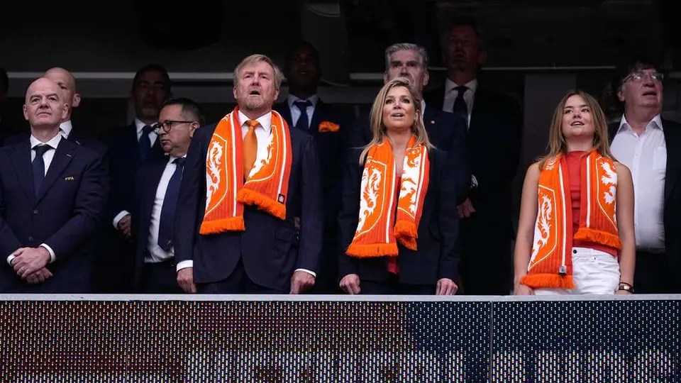 La familia real de Países Bajos durante el partido de su selección contra Suecia| AP