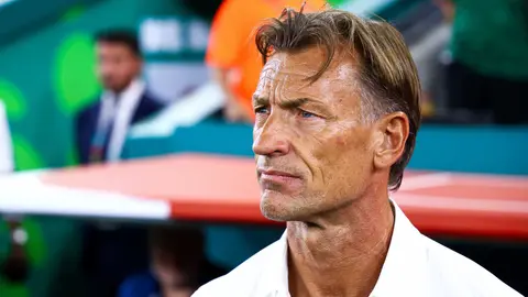 Hervé Renard en el partido de Japón contra Túnez | IMAGO 7