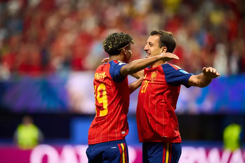 Lamine Yamal y Mikel Oyarzabal en celebración con la Selección de España en el Mundial 2026 | MEXSPORT