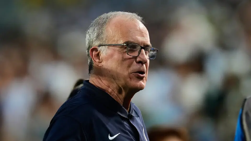 Marcelo Bielsa, entrenador de Uruguay | AP