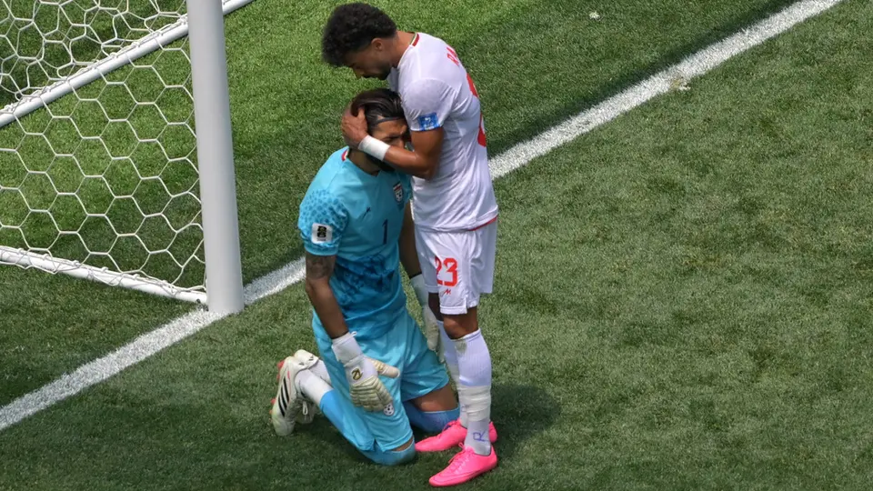 Rezaeian felicita a Beiranvand  por su actuación ante Bélgica | AP