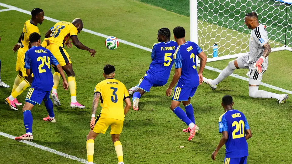 Eloy Room, en su gran jugada ante Ecuador | AP