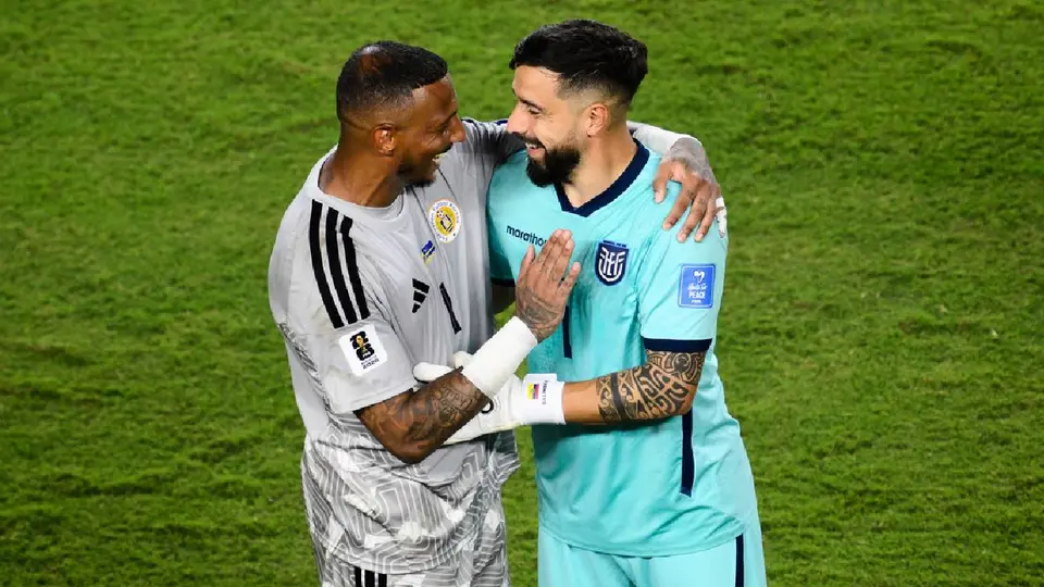 Eloy Room y Hernán Galíndez tras el Ecuador vs Curazao | AP