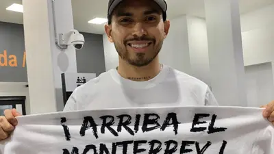 Orbelín Pineda ya está en Monterrey para reportar con Rayados