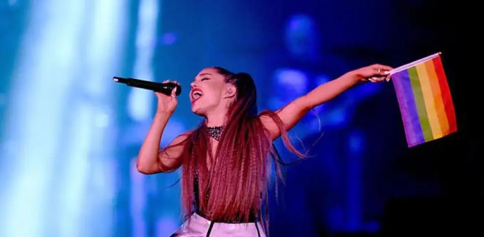 La cantante estadounidense ha mostrado públicamente su apoyo a la comunidad LGBTQ+ y a las personas trans./I:@arianagrande