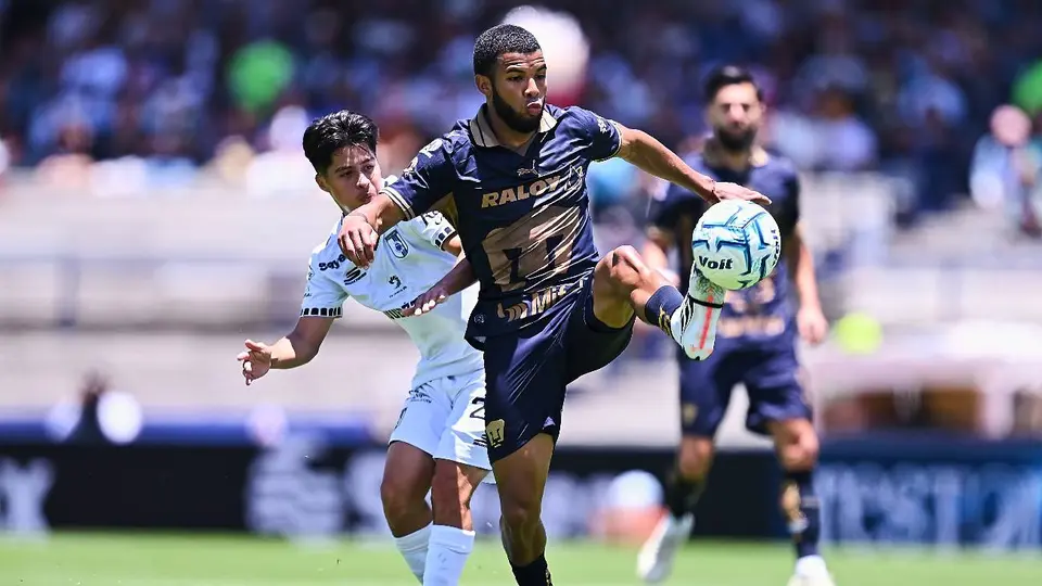 Pedro Vite de Pumas, enfrentando a Querétaro | MEXSPORT
