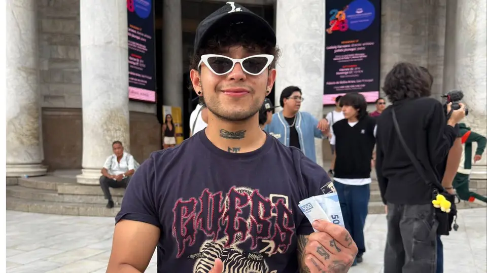 El encuentro en Bellas Artes ofreció premios de 2 mil pesos al primer lugar, mil al segundo y 500 pesos al tercero./ Georgina Sánchez