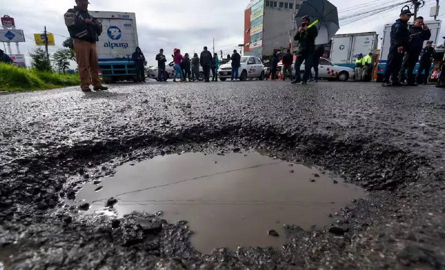 Los habitantes también reportan fugas y fallas de agua./especial