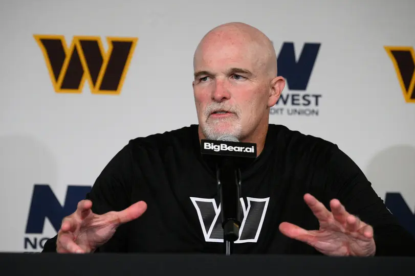 Head Coach Dan Quinn l AP