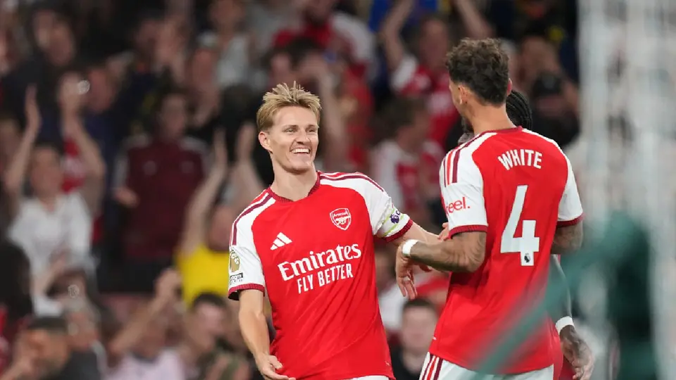 Martín Odegaard con Arsenal en Premier league | AP