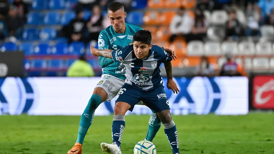 'Chofis' López en partido con Pachuca en la Liga MX | IMAGO 7