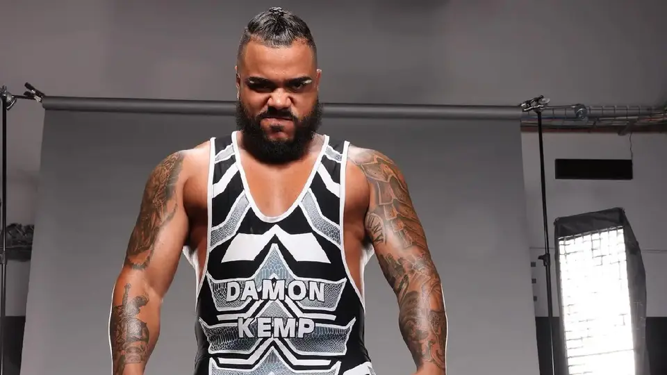 Bobby Steveson exluchador WWE l Instagram: @bobbysteveson