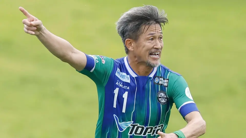Kazuyoshi Miura en un partido con Suzuka en 2024 | AP