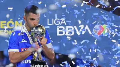 ¿Despedida? Erik Lira y el emotivo video que comparte Cruz Azul