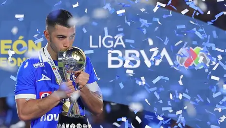 ¿Despedida? Erik Lira y el emotivo video que comparte Cruz Azul